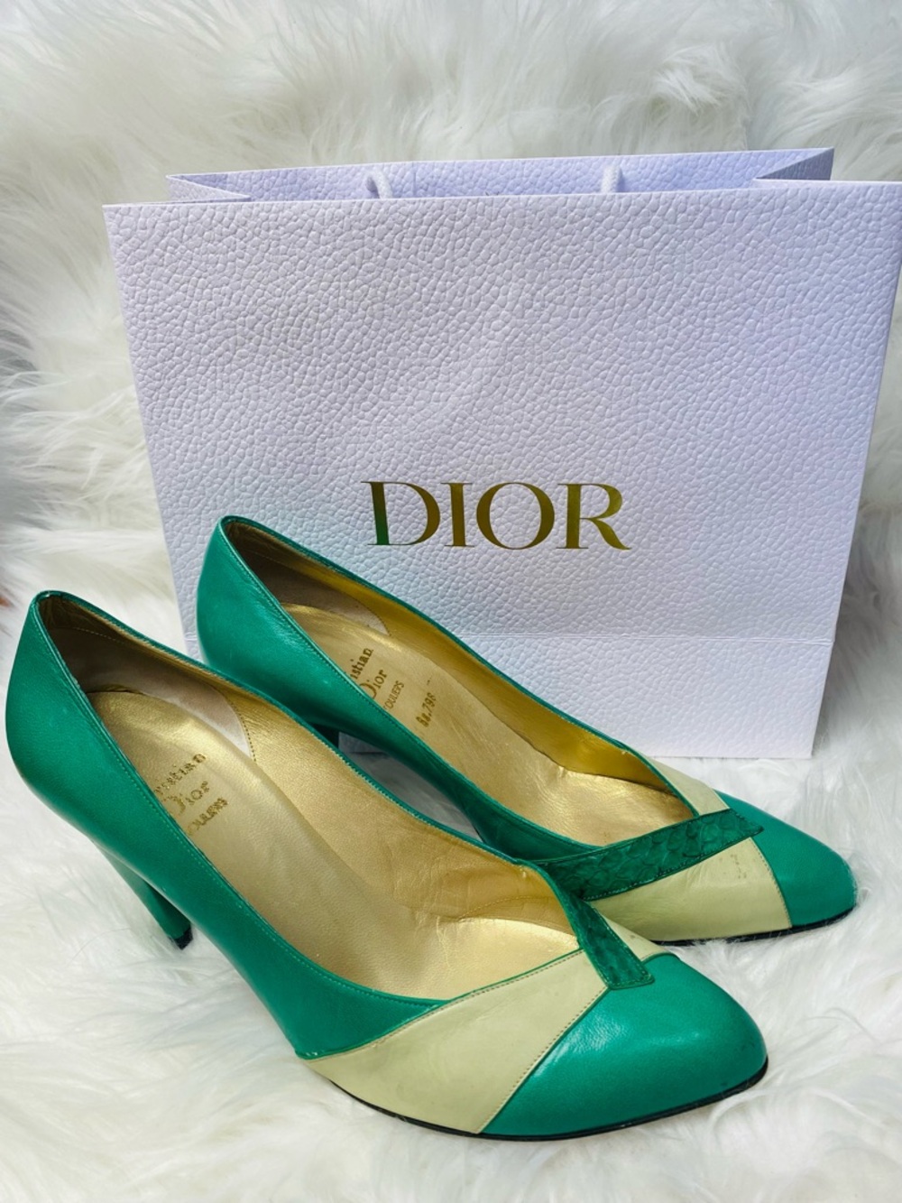 Dior (from 1953-63) Emerald Green, Cream & Gold Color-block Pumps. Authentic.